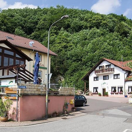 Hotel Berg Dannenfels Exterior foto
